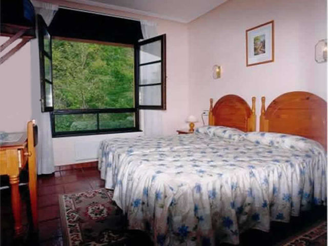 Hotel Benzua Villanueva de Ardisana Habitación foto